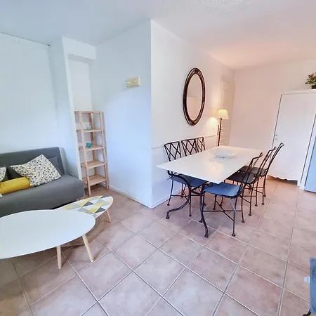 La Pinede - T4 Avec Terrasse Et Piscine